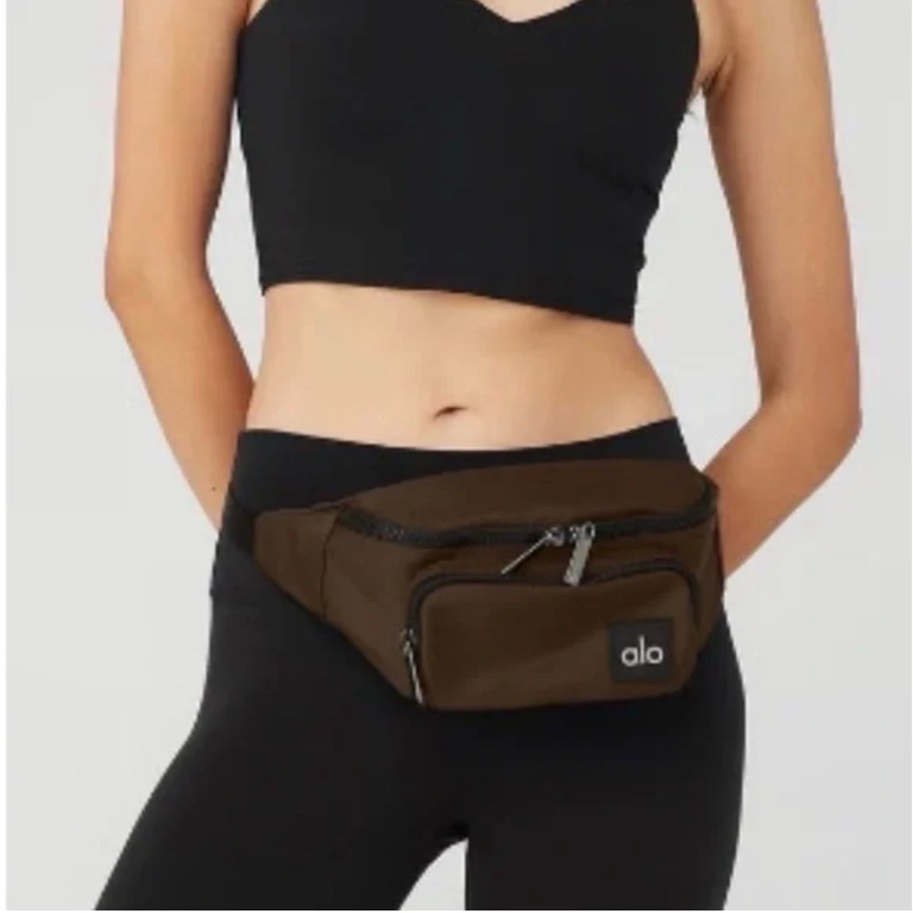 ALO Yoga Espresso Belt Bag